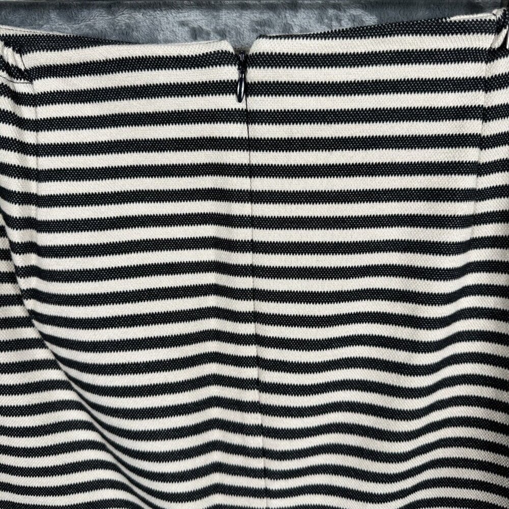 Talberts Skirt Woman’s Stripped Black & white Size 14 W - Picture 8 of 11